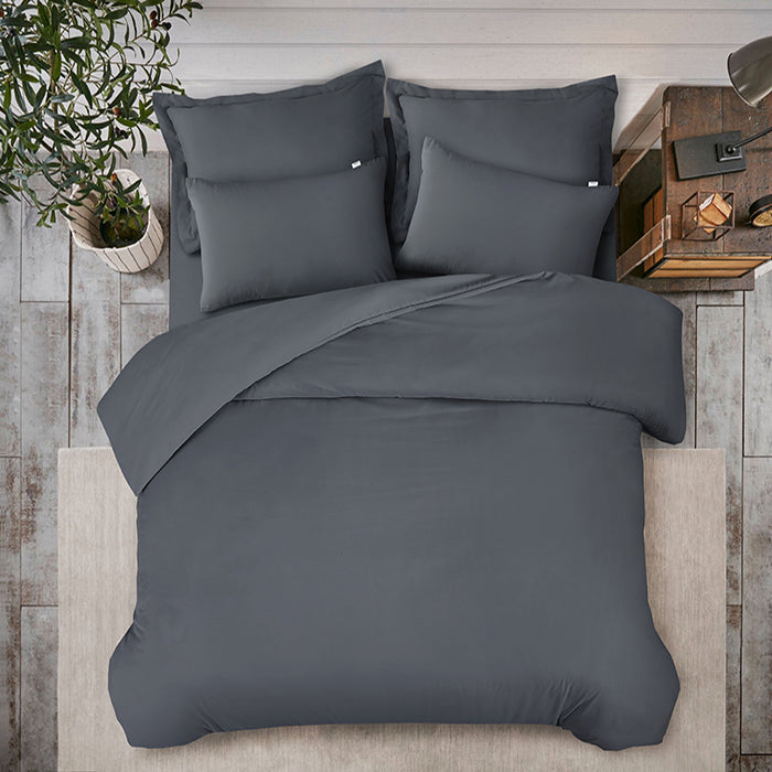 Duvet Cover Set in Dark Grey