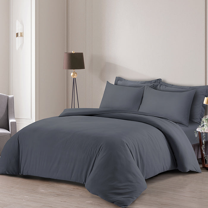 Duvet Cover Set in Dark Grey