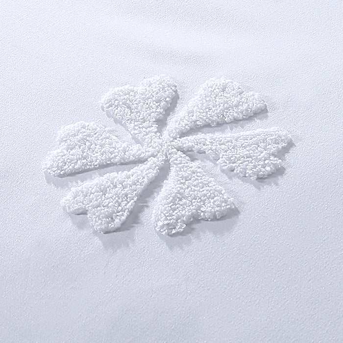 Tufted Duvet Cover Set in White Flower