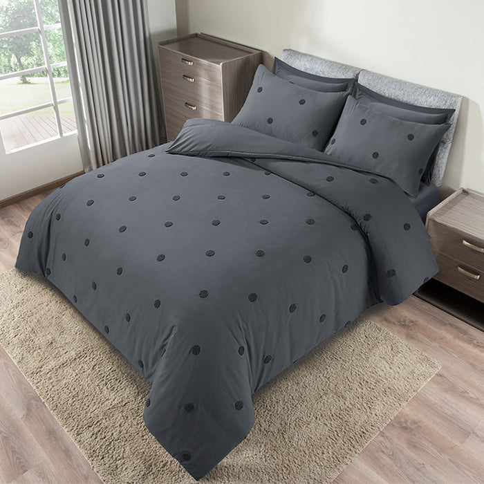 Tufted Duvet Cover Set in Dark Grey Spot