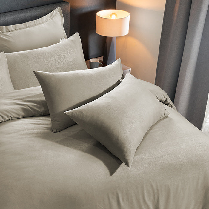 Embossed Duvet Cover Set in Beige Abstract