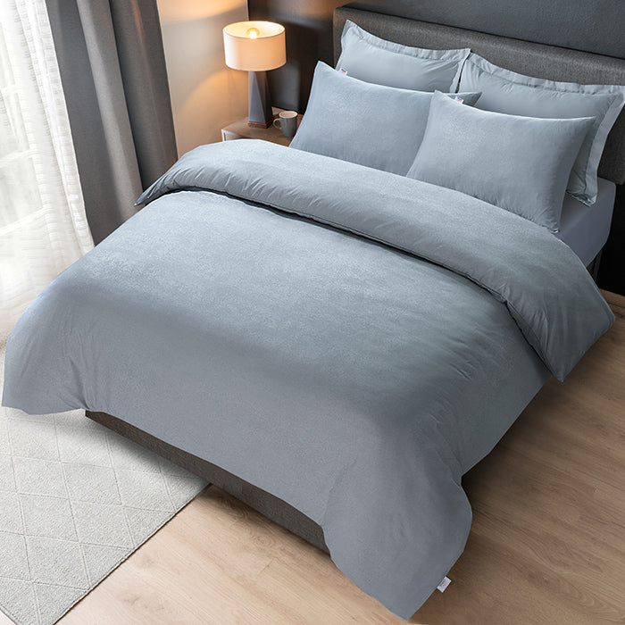 Embossed Duvet Cover Set in Light Grey Abstract