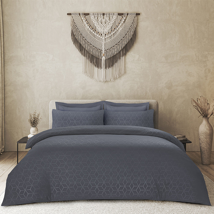 Embossed Duvet Cover Set in Dark Grey Geometric
