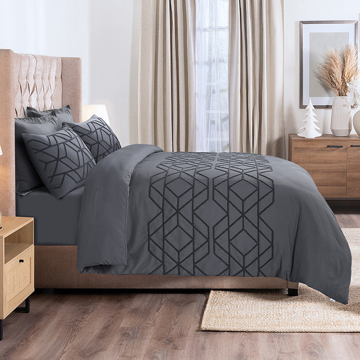 Tufted Duvet Cover Set in Dark Grey Geometric