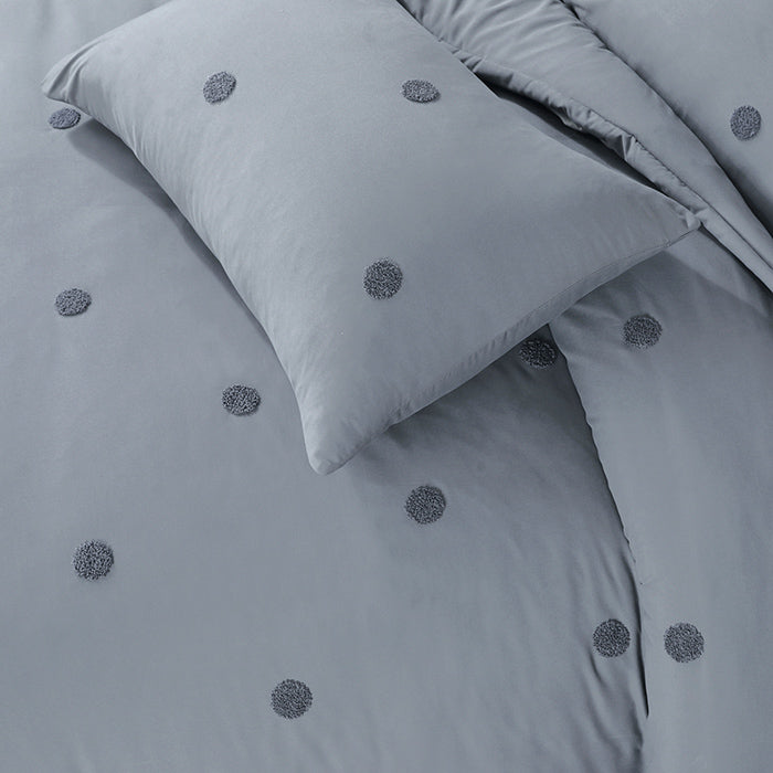 Tufted Duvet Cover Set in Light Grey Spot
