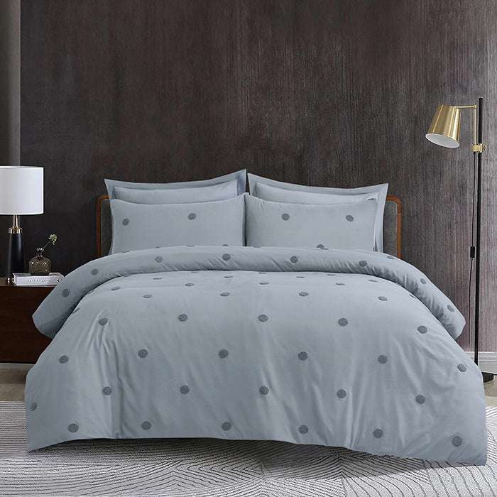 Tufted Duvet Cover Set in Light Grey Spot