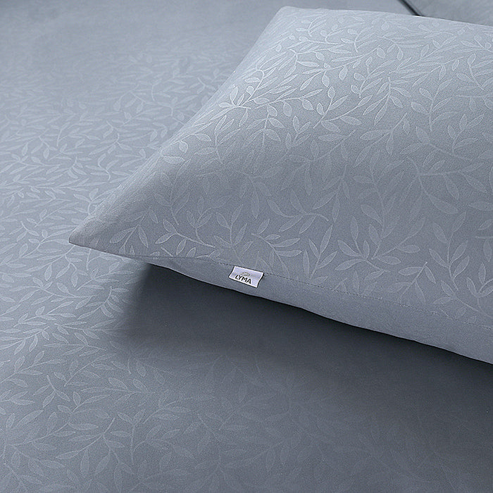 Embossed Duvet Cover Set in Light Grey Leaf
