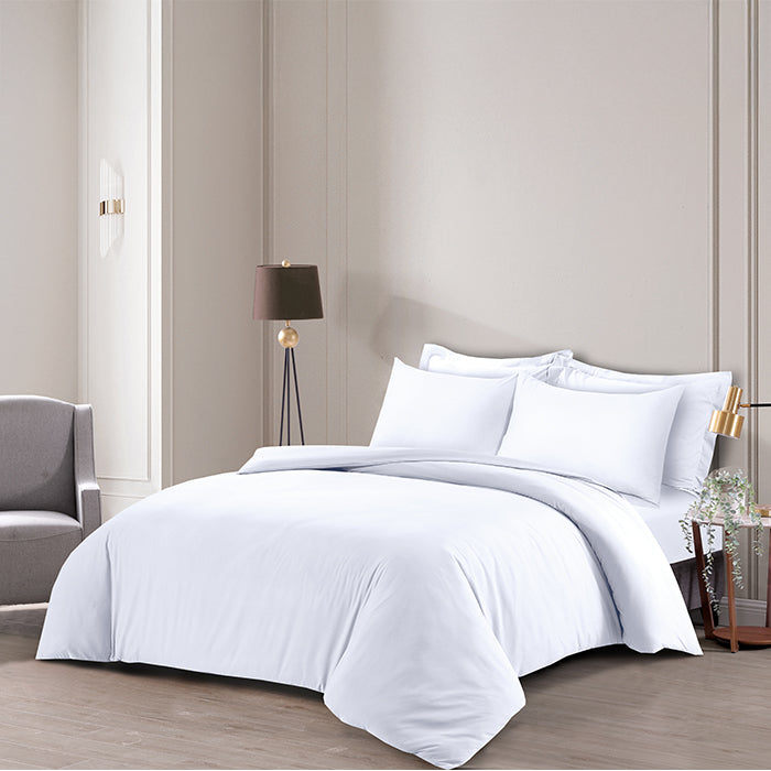 Pillowcase in White Housewife
